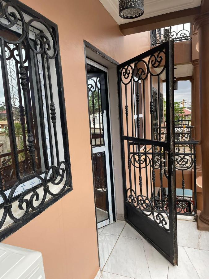 At Home Lisda Yaounde Exterior photo